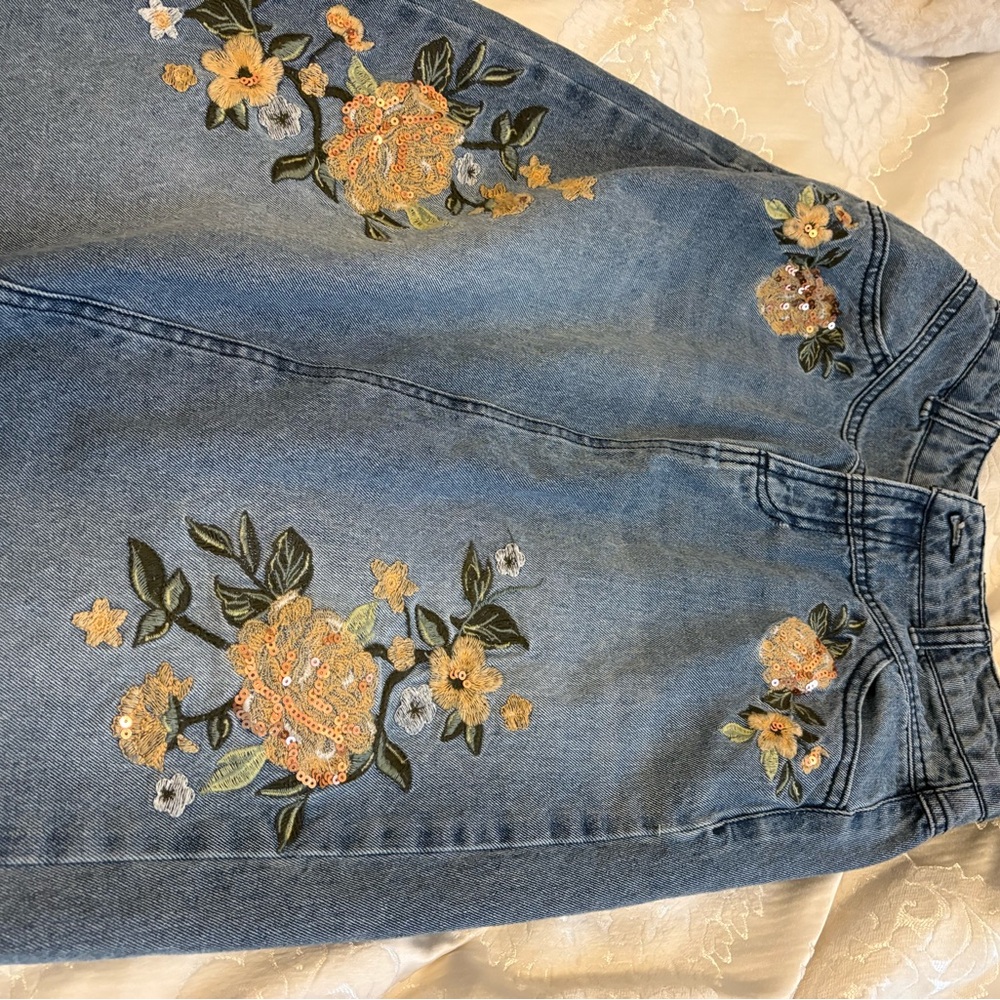 Floral Embroidered Embellished Denim Midi Skirt - Picture 4 of 5